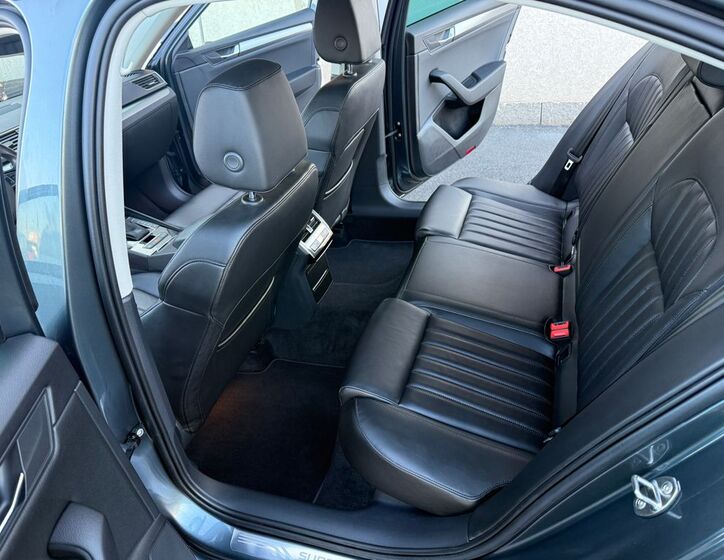 Škoda Superb 14