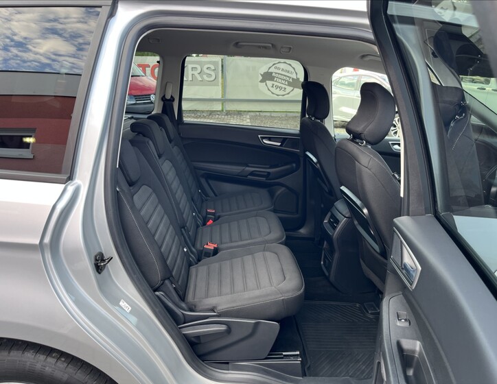Ford Galaxy 23