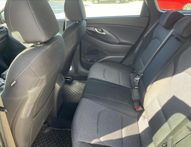 Hyundai i30 12