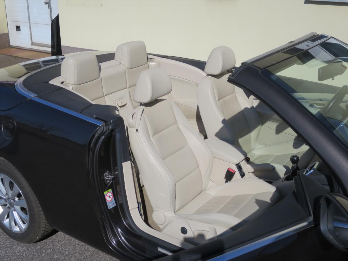 Volkswagen EOS