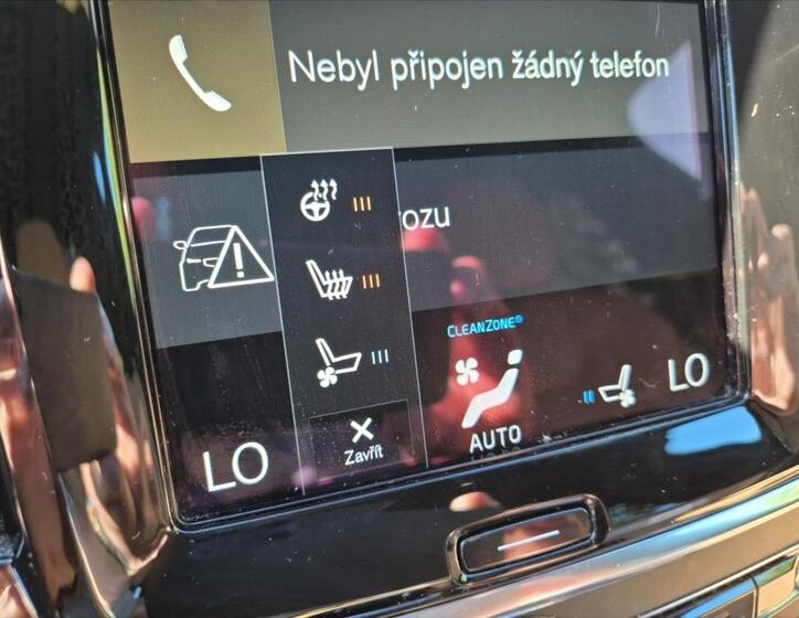 Volvo V90 16