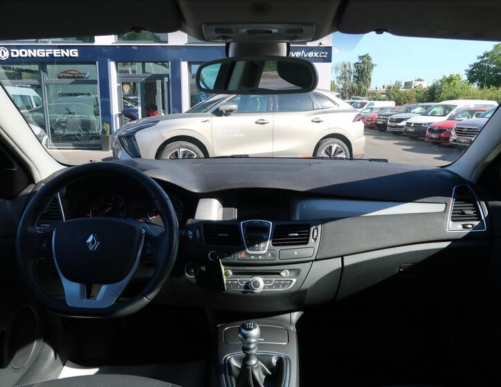 Renault Laguna 18