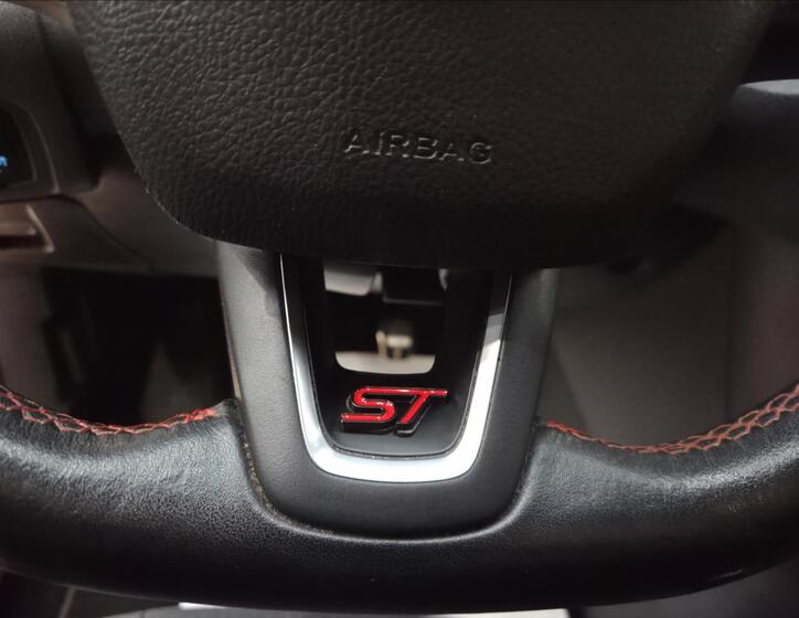 Ford Focus 22