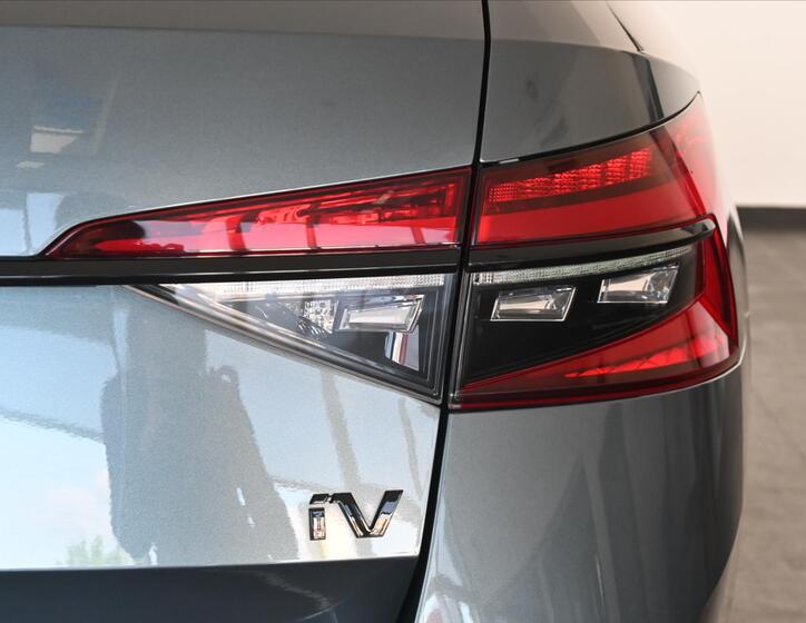 Škoda Superb 38