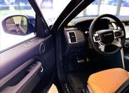 Land Rover Discovery 9