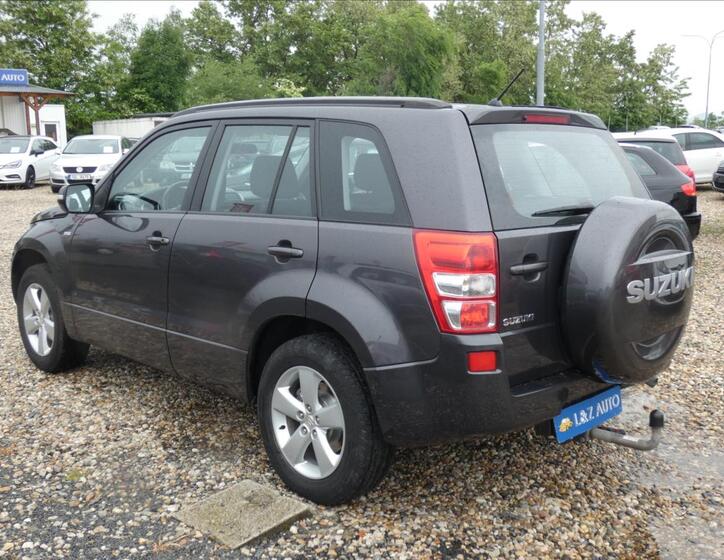 Suzuki Grand Vitara 6