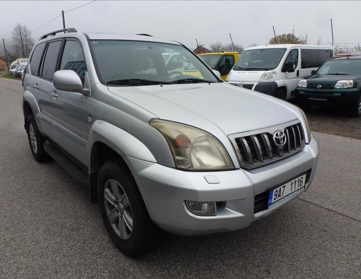 Toyota Land Cruiser 4