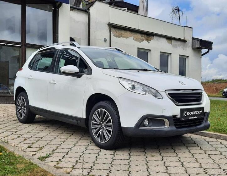 Peugeot 2008 8
