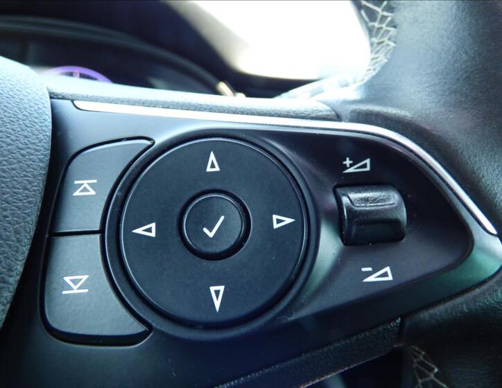 Opel Insignia 17
