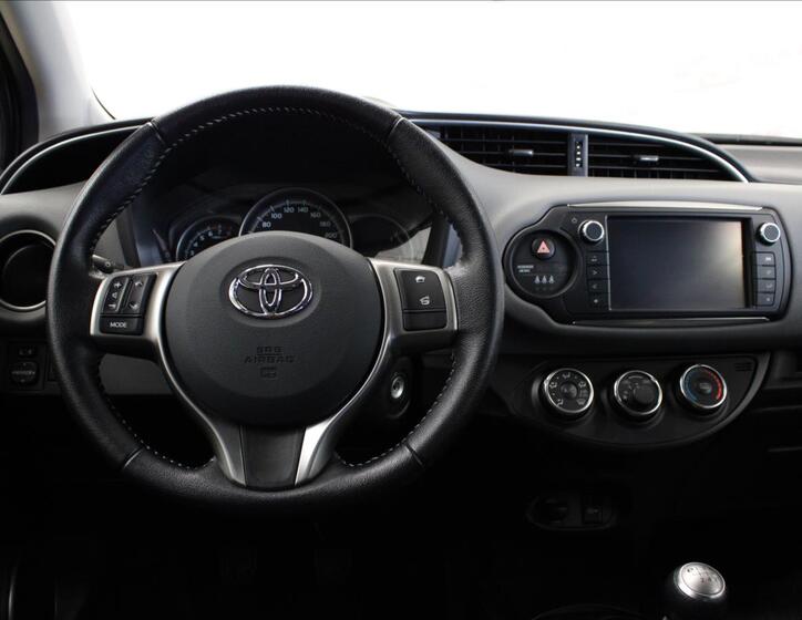 Toyota Yaris 26