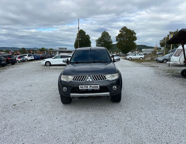 Mitsubishi L200 1