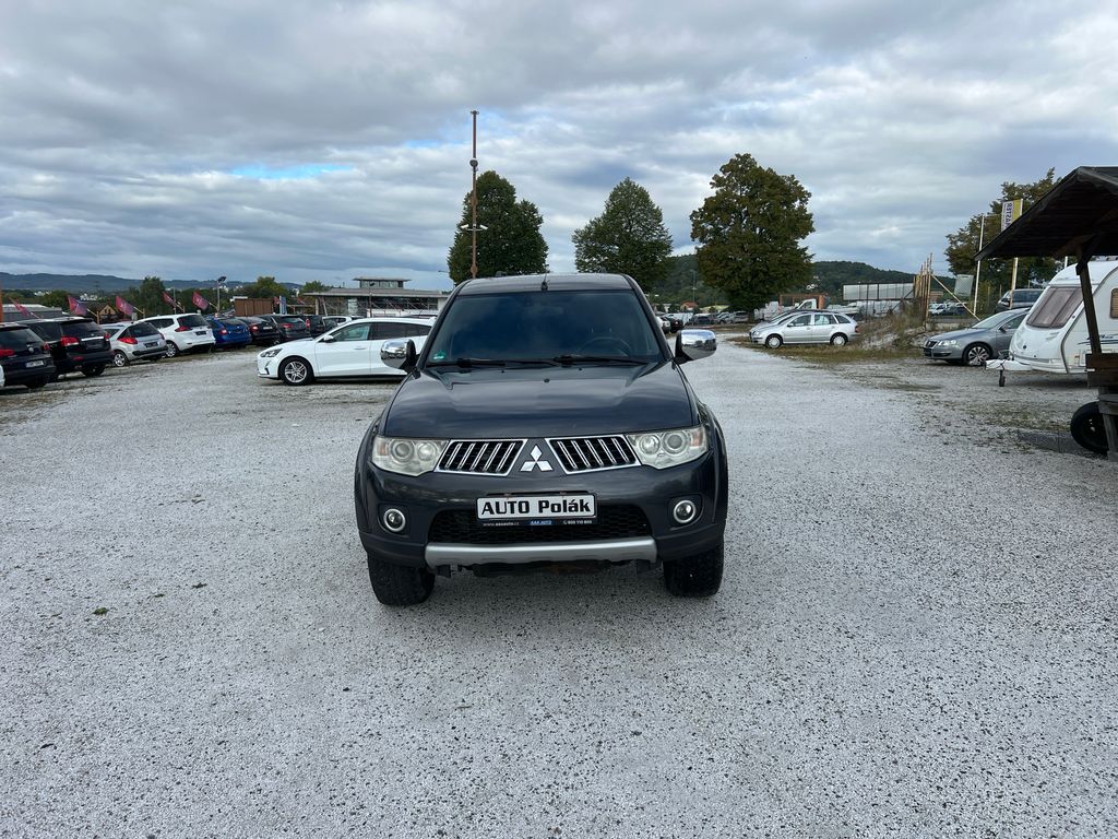 Mitsubishi L200