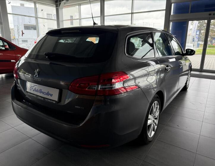 Peugeot 308 6