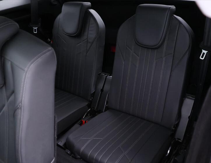 Peugeot 5008 18