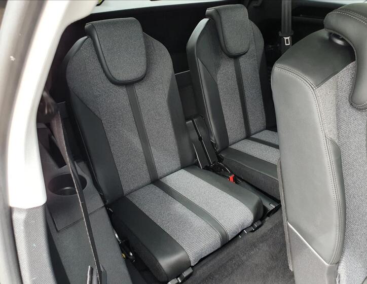 Peugeot 5008 18