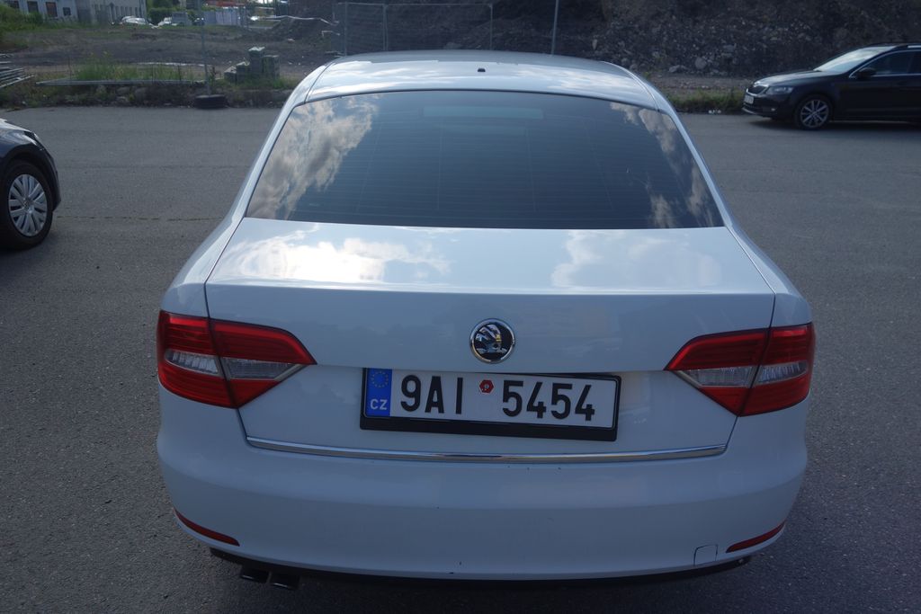 Škoda Superb