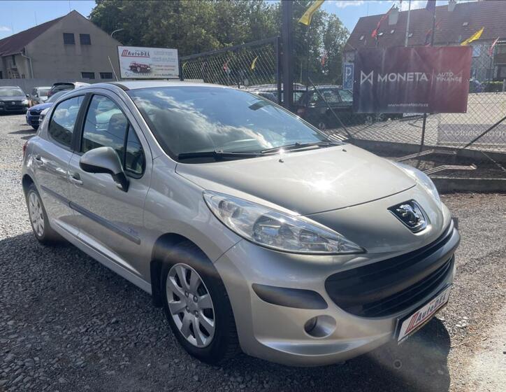 Peugeot 207 9
