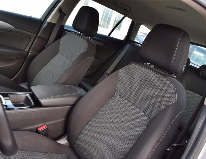 Opel Insignia 14