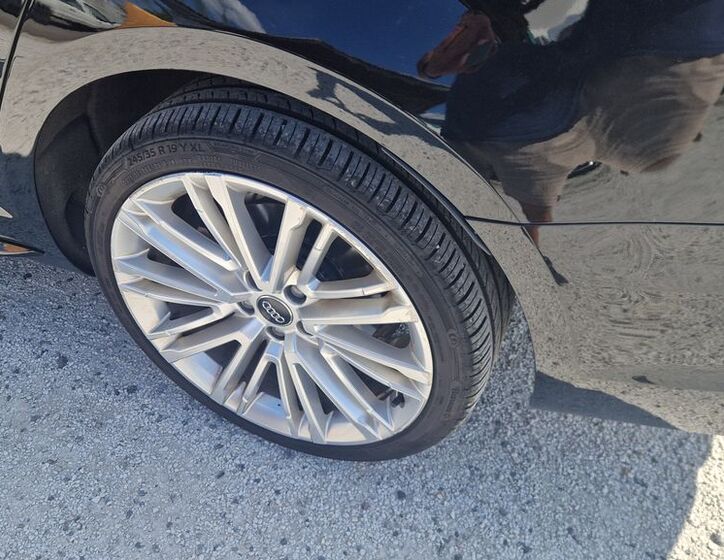 Audi A4 13