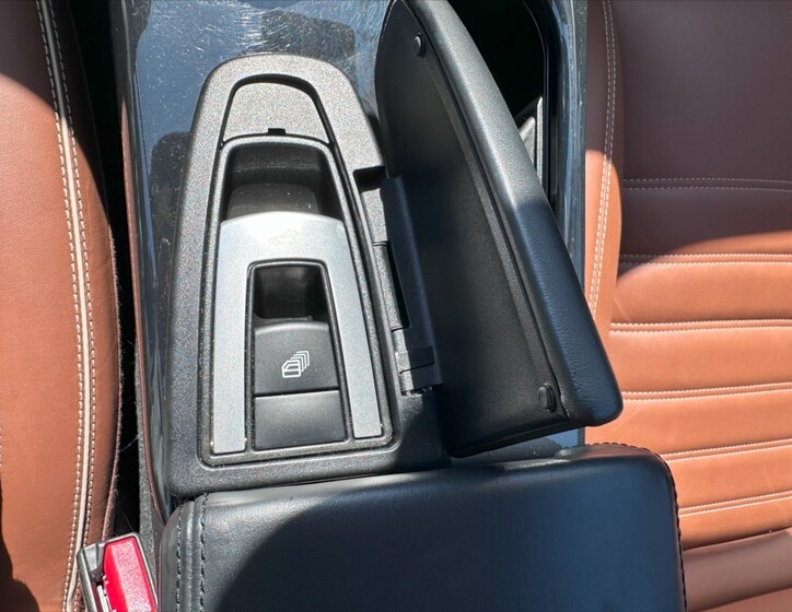 Mercedes-Benz SLC 34