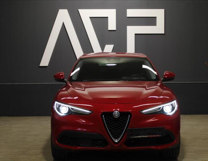 Alfa Romeo Stelvio 3