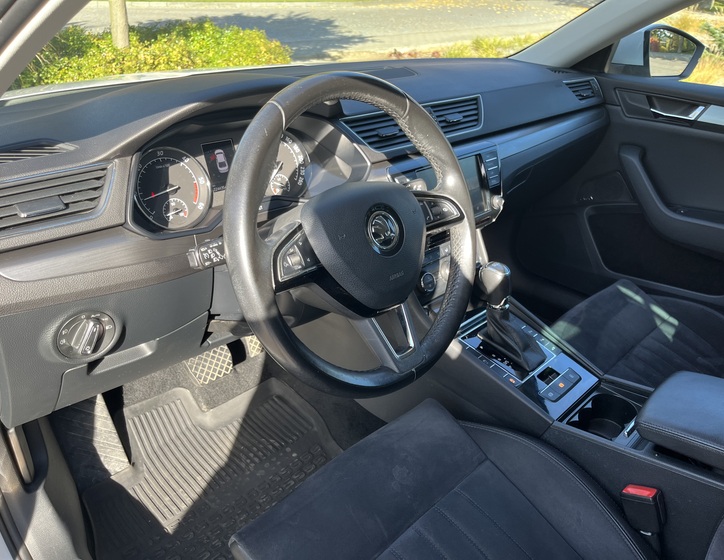 Škoda Superb 13