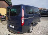 Ford Tourneo Custom 6