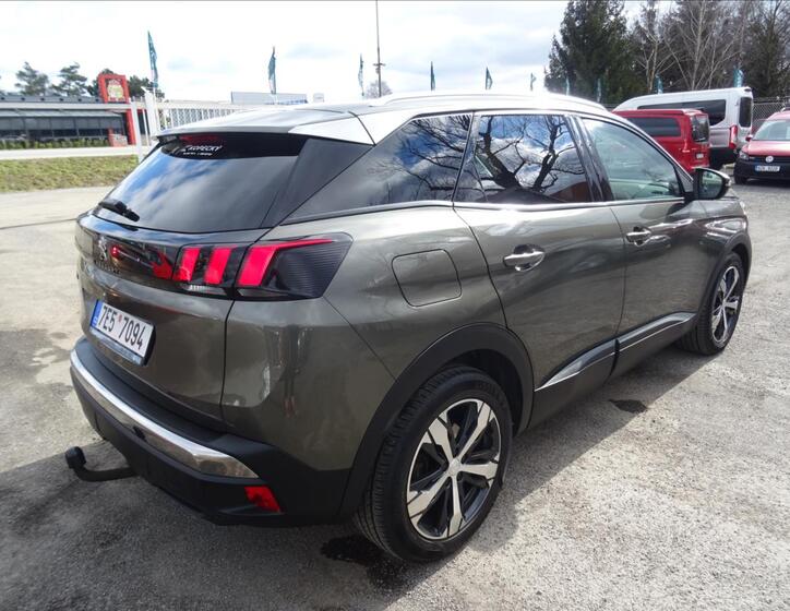 Peugeot 3008 9