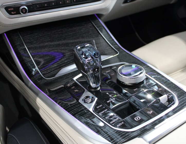 BMW X7 22