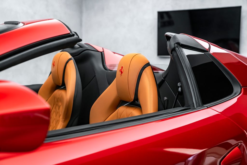 Ferrari 812