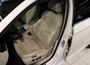 Škoda Superb 9