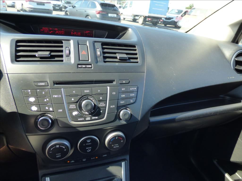 Mazda 5