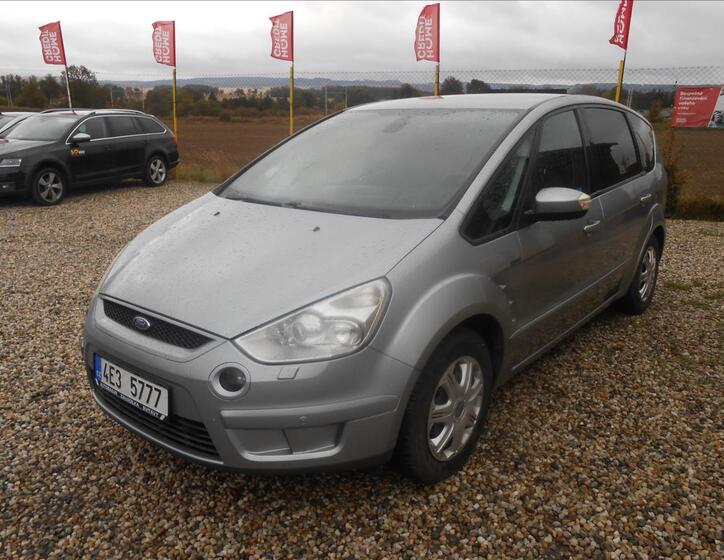 Ford S-MAX 1