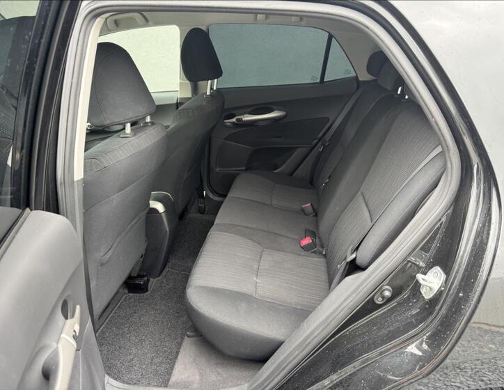 Toyota Auris 19