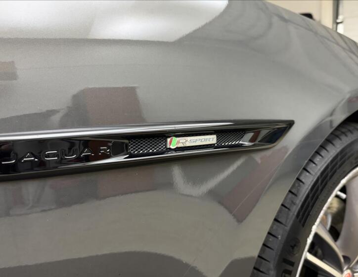 Jaguar XJ 59