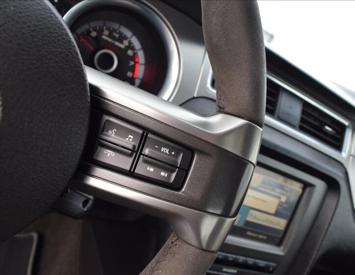 Ford Mustang 29