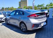 Hyundai IONIQ 7