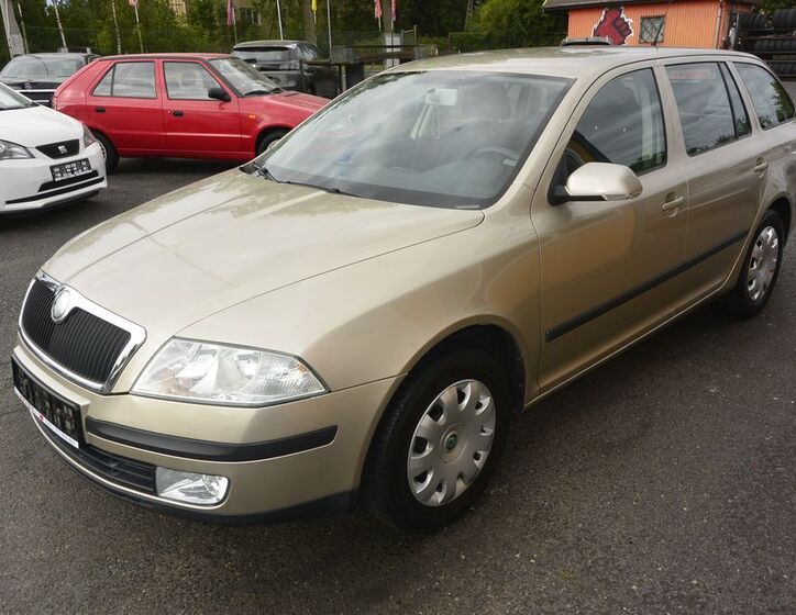 Škoda Octavia 1