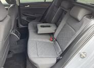 Volkswagen Golf 10