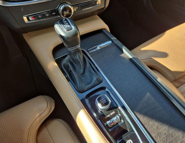 Volvo V90 15