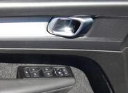 Volvo XC40 9