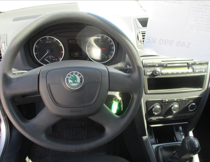 Škoda Octavia 14
