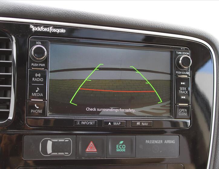 Mitsubishi Outlander 23