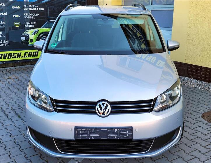 Volkswagen Touran 2