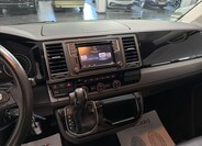Volkswagen Multivan 10