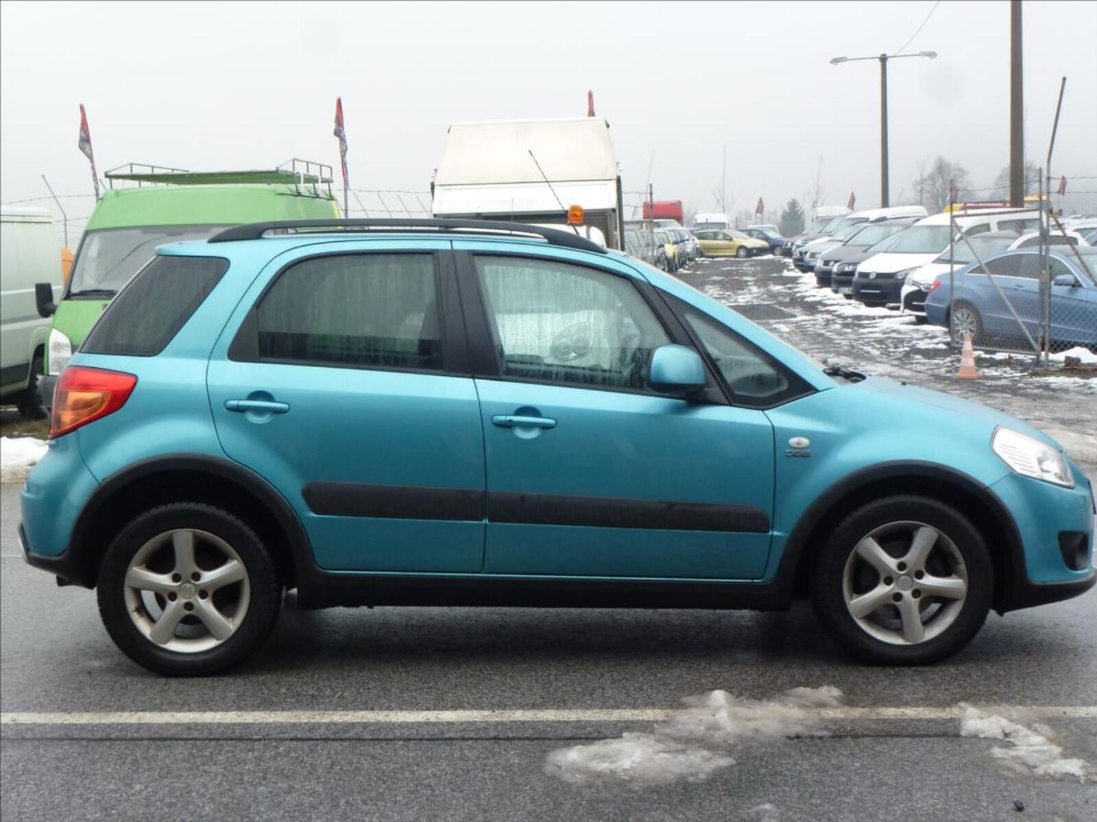 Suzuki SX4 4