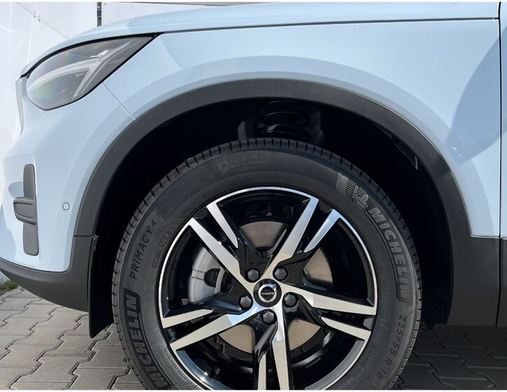 Volvo XC40 28