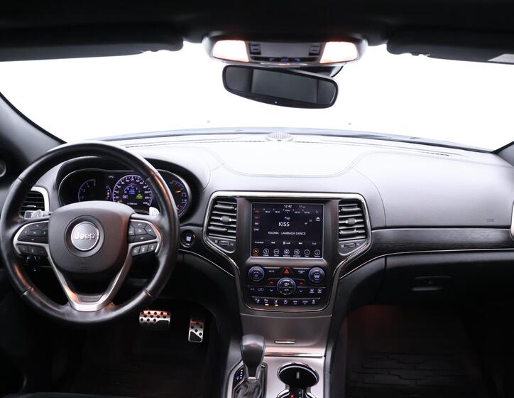 Jeep Grand Cherokee 27