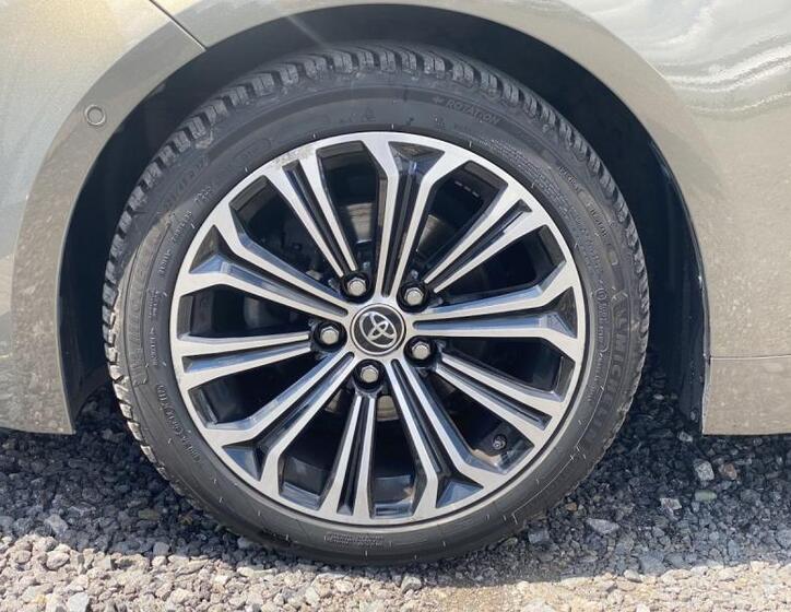 Toyota Corolla 10