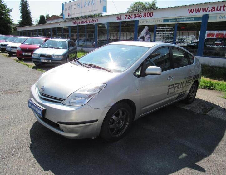 Toyota Prius 1